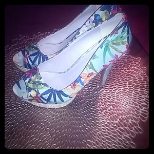 APT9 Open Toe Tropical Heels